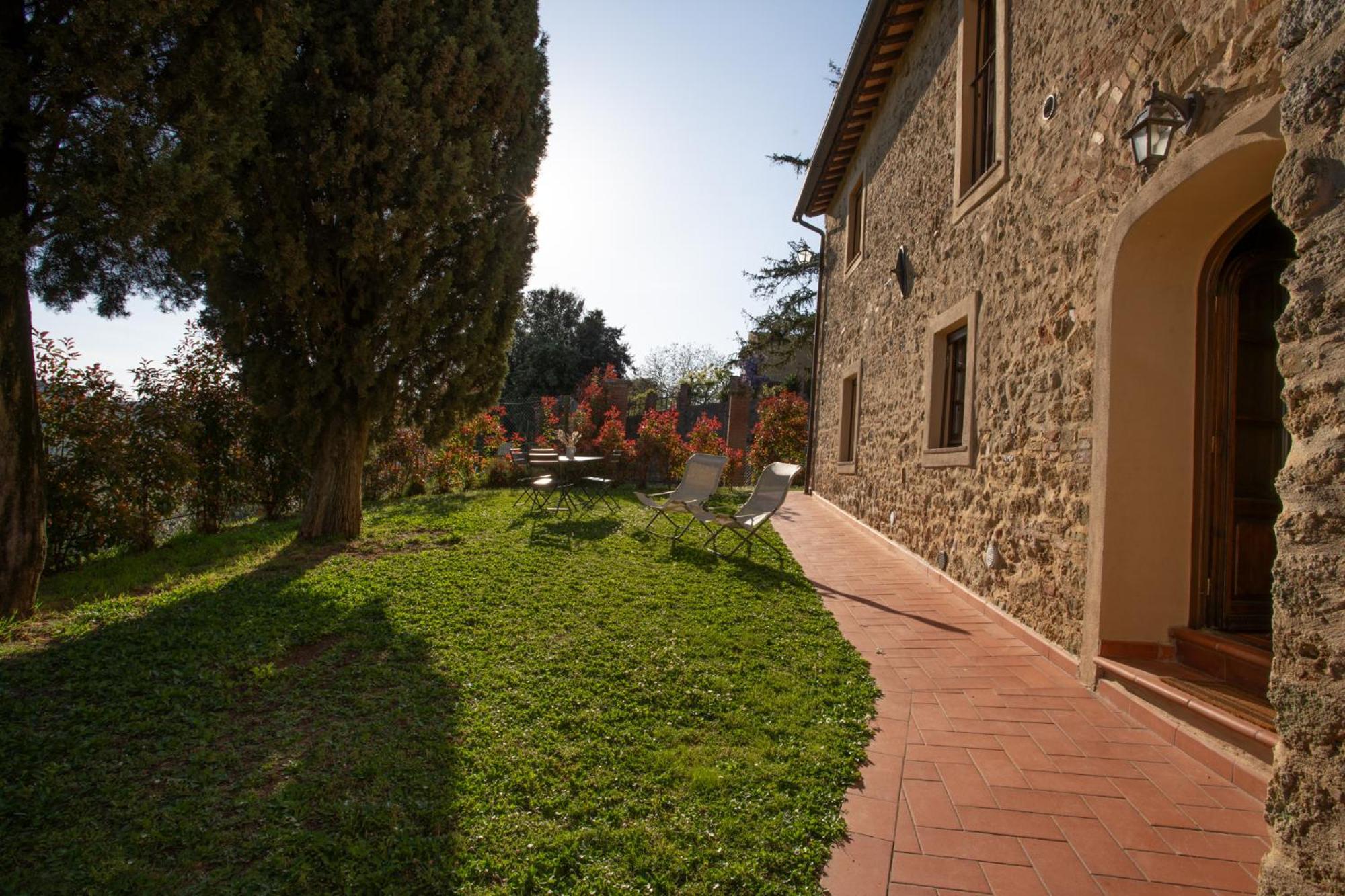 Agriturismo Castello Di Montauto San Gimignano Bagian luar foto